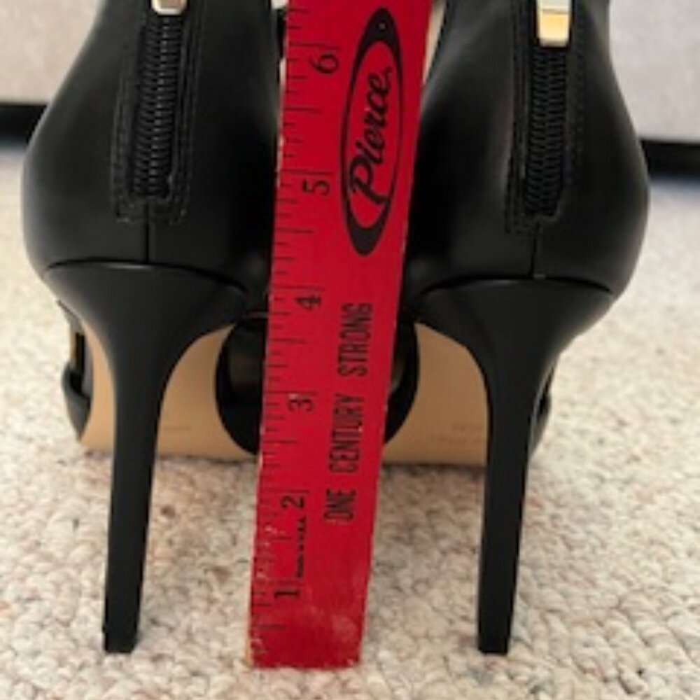 Nine West - Picture 2 of 6
